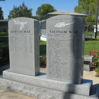 Blooming Grove TX Korean and Vietnam War Memorial4.JPG