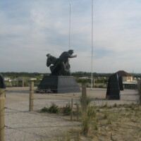 US Navy WWII Monument Normandy2.JPG