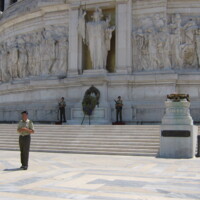 Italys Tomb of the Unknown Soldier Rome2.jpg