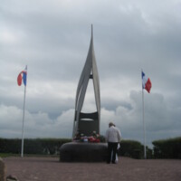 Steel Flame to Kieffers Commandos at Ouistreham Normandy France8.JPG